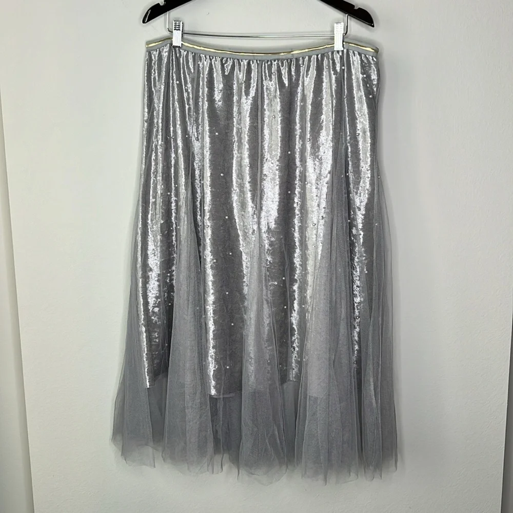 RAGA Anthropologie Velvet Midi Skirt w/Pearl Detail & Tulle Overlay Gray Size 1X